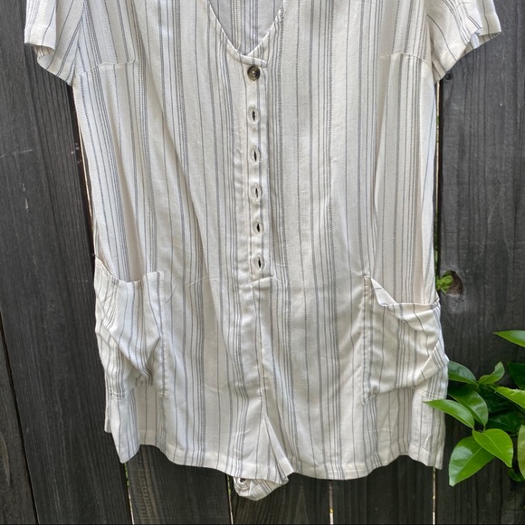 Topshop button front romper - Picture 4 of 5